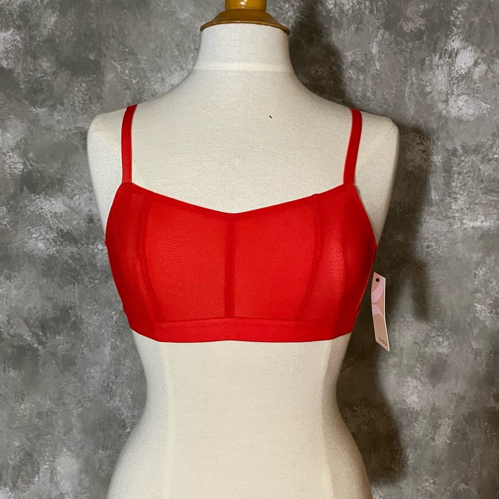 NWT Lively Bra Size M